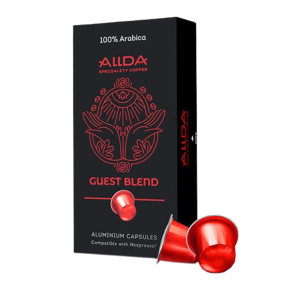 Кутия с капсули ALLDA Specialty Coffee GUEST BLEND, съвместима с Nespresso, демонстрираща впечатляващ дизайн и включваща 100% арабика, предоставена ви от Outin.